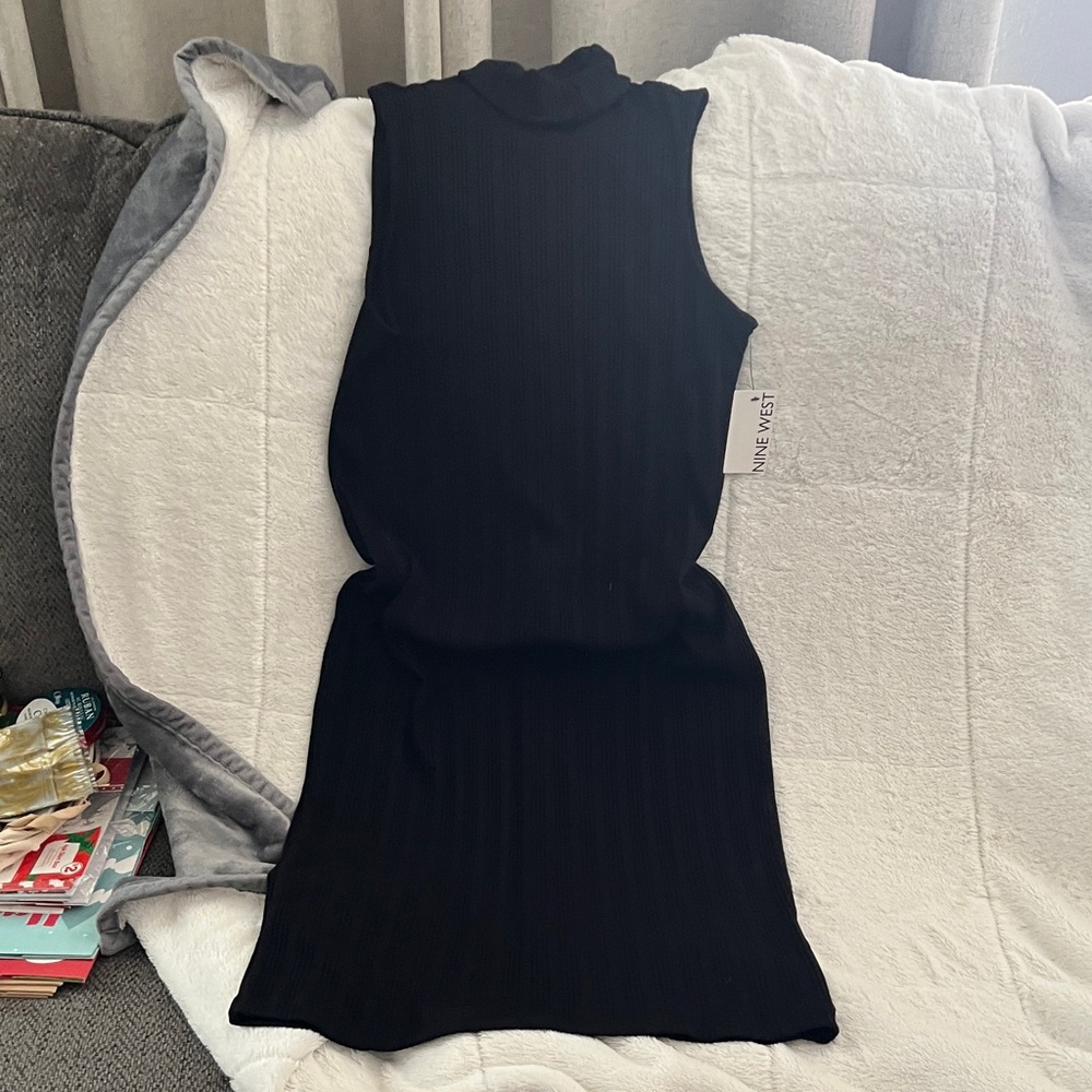 Black Sleeveless Nine West Dress